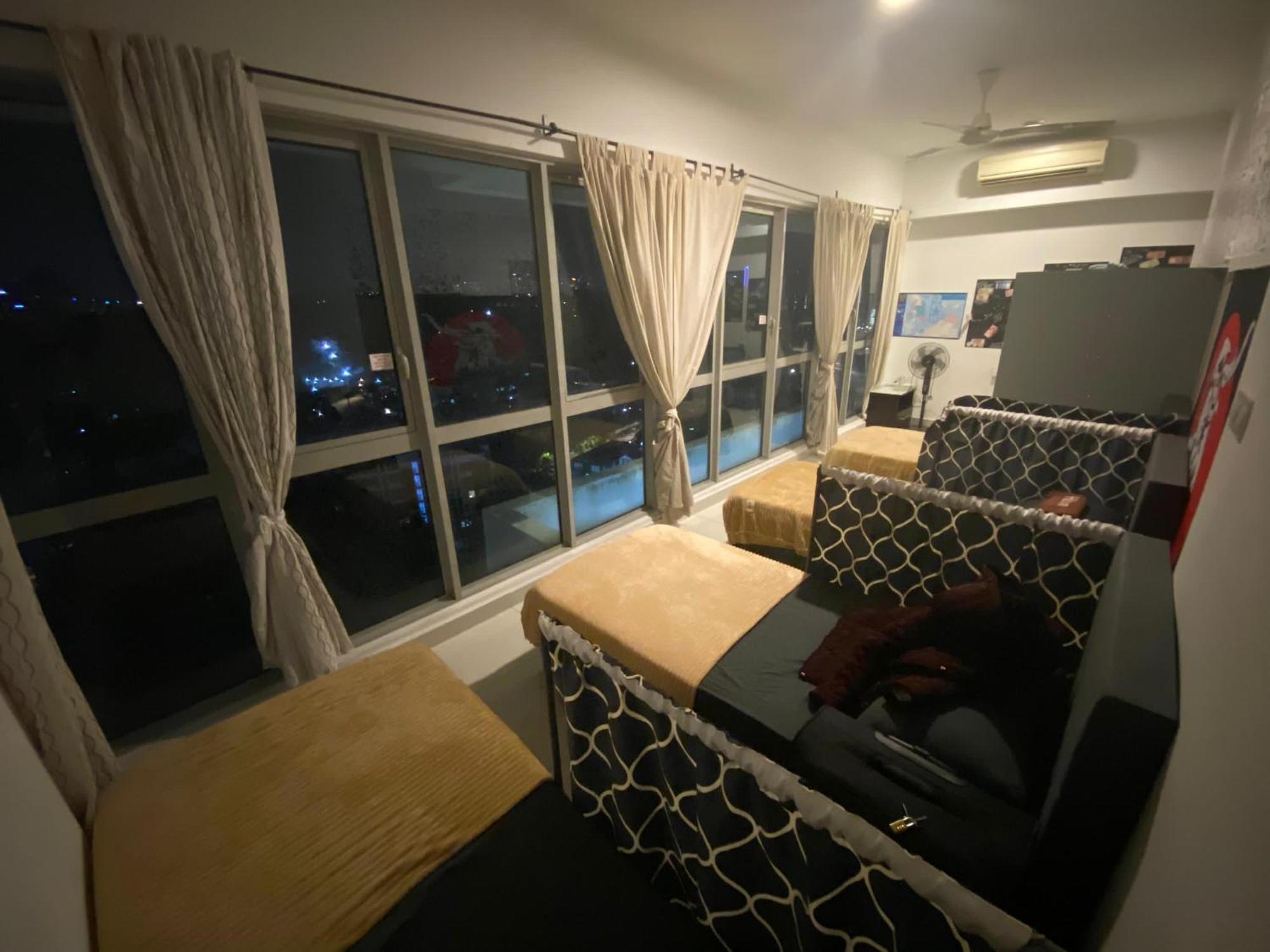 Regalia Bestfriend Hostel Куала-Лумпур Экстерьер фото